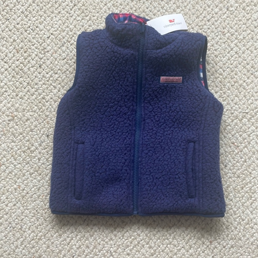 NWT Vineyard Vines reversible vest